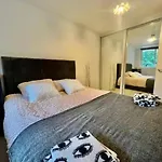 Bright And Quiet 1-Bed Apartment In Notting Hill