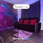 Exclusive Offers L Last-Minute Escape L Luxury & Spacious 2 Bedroom Flat Families Business Relocation Sleepova Short Lets & Serviced Accommodation
