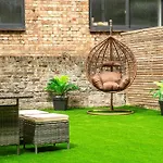 Luxury 4 Bedroom Apartment In Central London