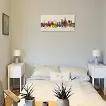 Chic 1 Bed Studio Flat In Popular Bloomsbury