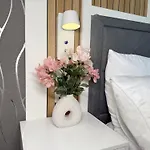 Luxury Hotel Style Studio Flat