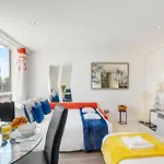 1 Bedroom Flat In London