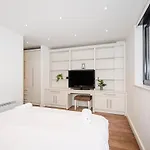 Central 2 Bed Maissonette