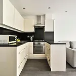 Bright Flat 1 Min To Tower Bridge - Green Views
