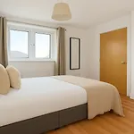 Spacious 1Br Flat In Hackney - Modern & Bright