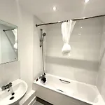 Beautiful Spacious Kingsize Room Near Oval Station