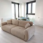 Unique 2 Bedroom Flat By Westham