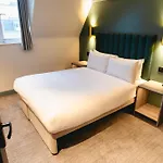 Mayflower Hotel&apartamentos
