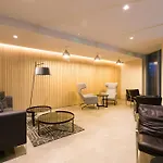 Royal Style Apartment - 5 Mins Walk To Excel London