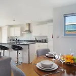 2 Bed Executive Penthouse Near Liverpool Street Free Wifi By City Stay Aparts London