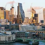 Tower Bridge Rainbow Suites
