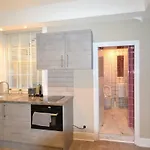 Marble Arch Studio Apartments