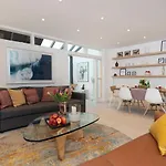 Huge & Central 3 Bedr, 4 Beds, 2,5 Bath Covent Gdn