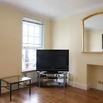 Piccadilly Circus Apartments