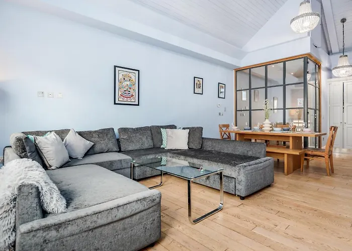 Covent Garden Penthouse For 8