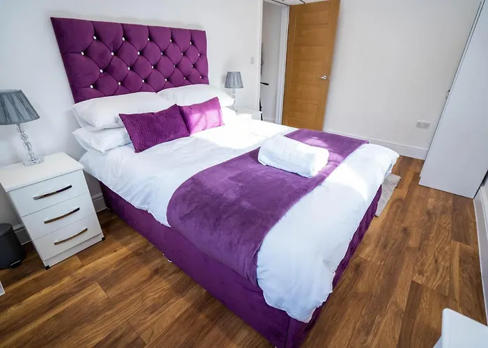 Lovely New 1 Bedroom Apartment In Stratford!