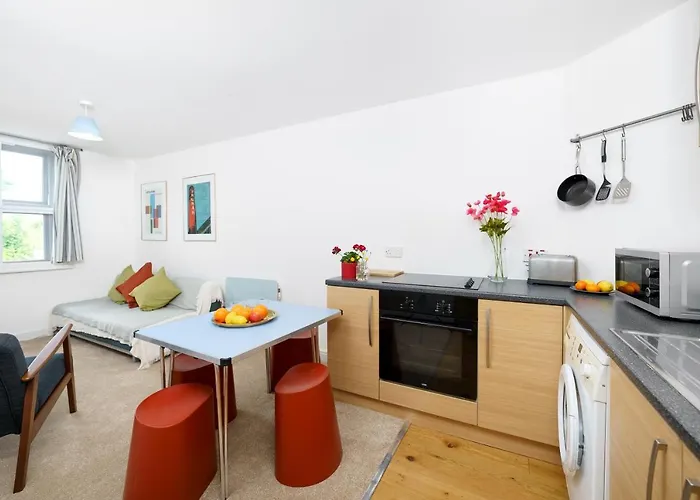 Central Hackney Apartment