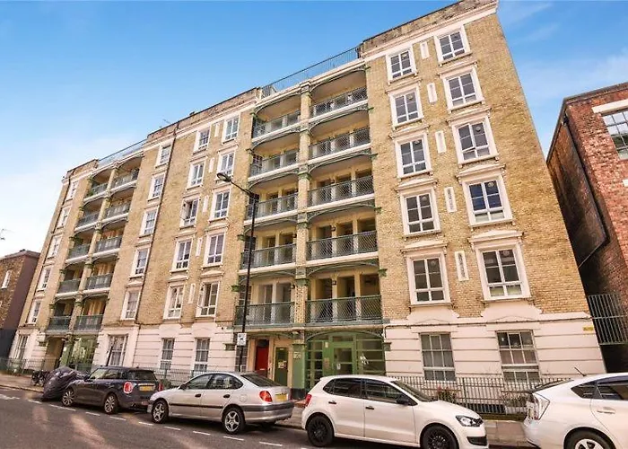 Well Located 2 Bedroom In Kings Cross