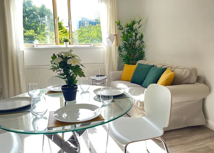 Tower Bridge City Haven King En-Suite With Parking