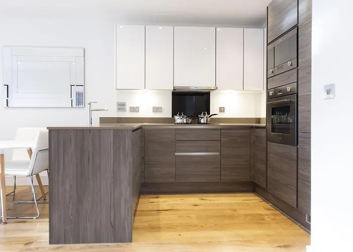 Stylish Family Sized 2 Bedroom Apartment