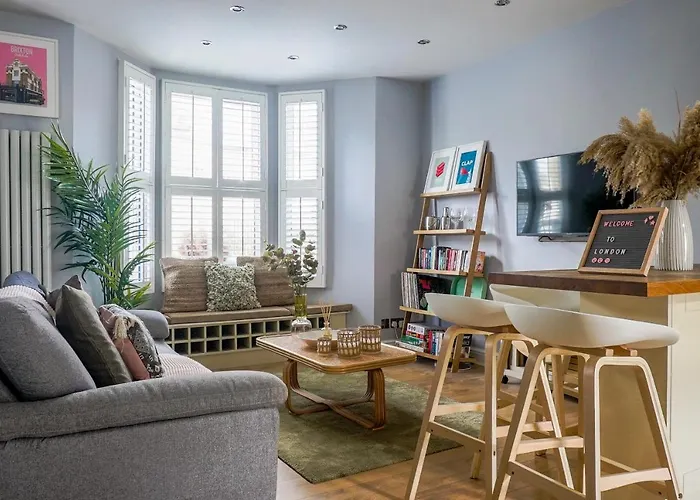 Tintern Apartment - Clapham