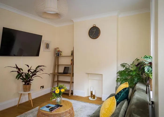 One Bedroom Apartment In Marylebone