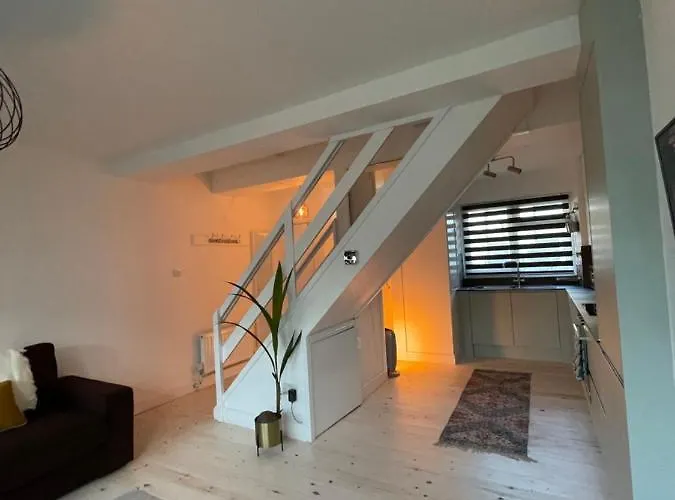 Milan House
