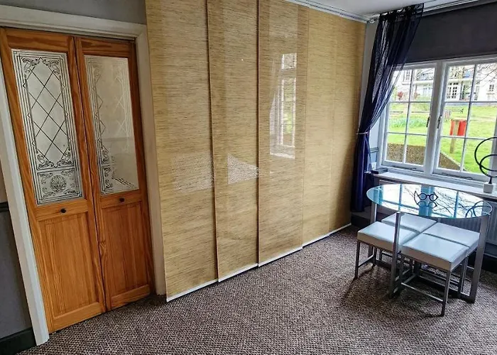 206Mm Highgate Apartment