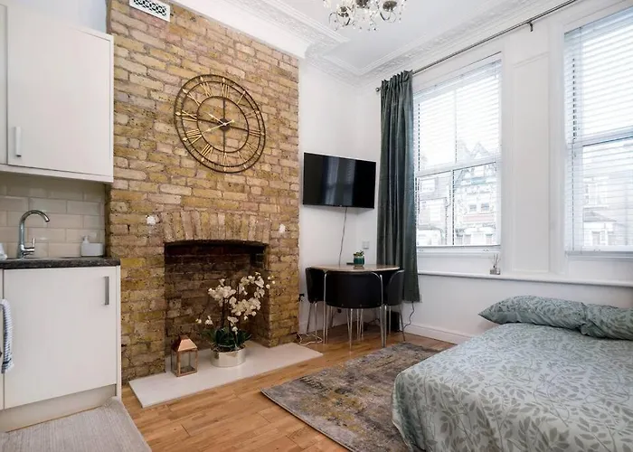 Flat In South West London 1 Min To The Station