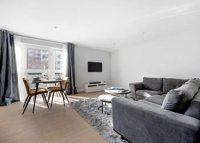 Canary Wharf Apartments By Hiatus Concierge