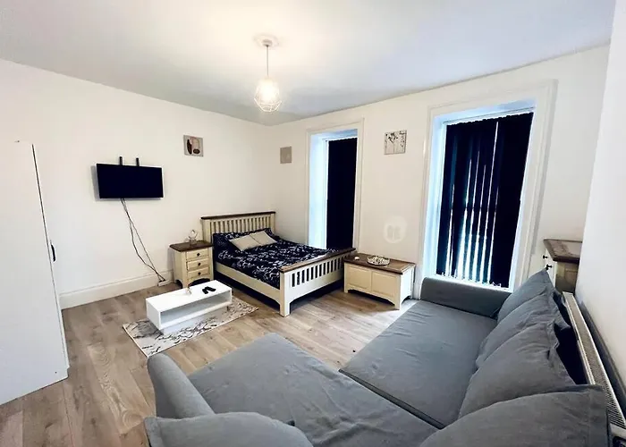 One Bedroom Close To Hyde Park #01