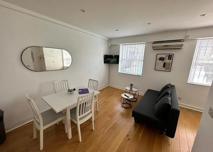 2B Soho Studios By Indigo Flats Sleeps 4