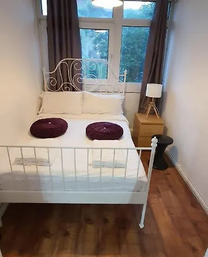 Leicester Square Room