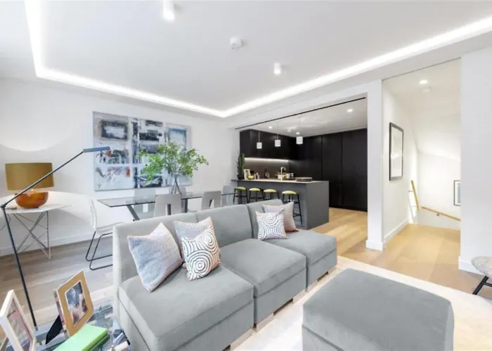 Exclusive Premium St James Apartment