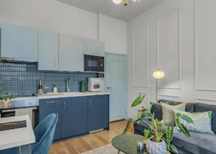 Apartment Kensington Apartments By Interhome