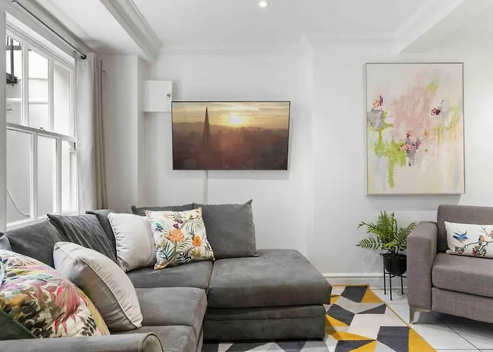 Hyde Park/Paddington Flat