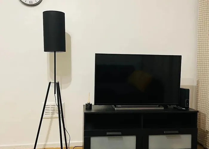 Well-Preserved Cozy1Br Flat In Lcy With Free Parking
