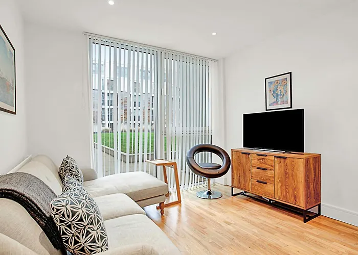 Urban Retreat Stylish 1-Bed Bliss