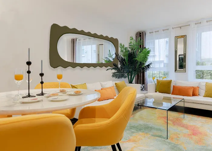 Explore The Most Exquisite West-End From A Harrods Family And Couple Home