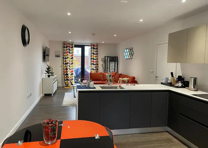 Double Room With Shares Bathroom