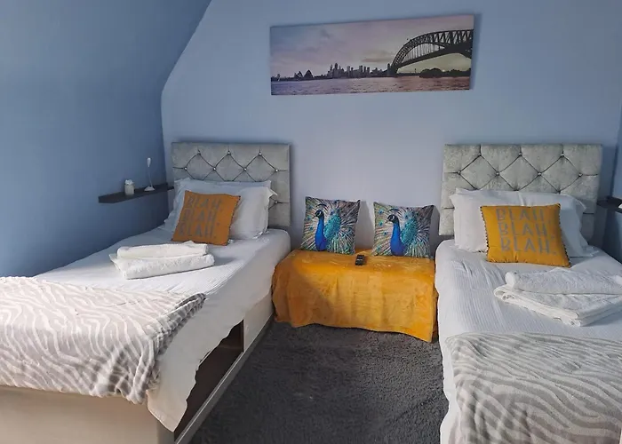 3 Bedroom Brixton Apartment