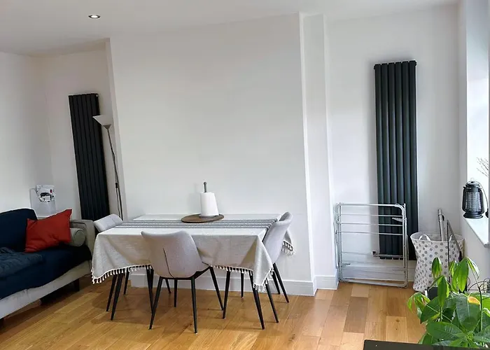 3 Bed 2 Bath Apartment Near Greenwich Park 6 Guests Maximum