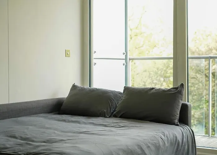 Residence In Battersea Private Apartment