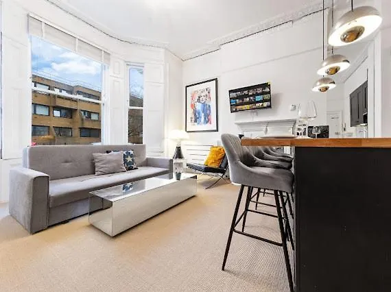 Portobello Large Snug