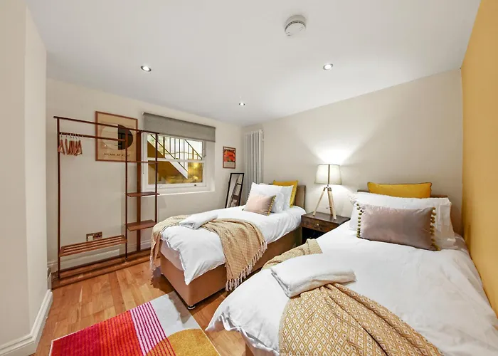 Stylish Apartment In Euston And Near Camden With Private Roof Terrace