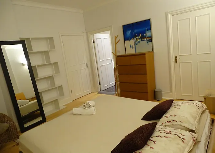 Large En-Suite Room Hyde Park