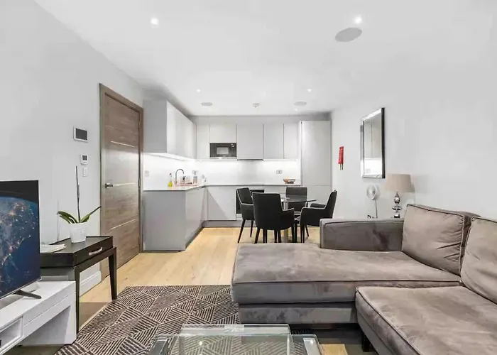 Contemporary 1-Bedroom Apartment Near Tower Bridge & London Bridge -Ideal For Extended Stays