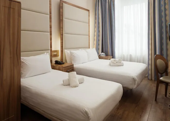 Royal Eagle Hotel