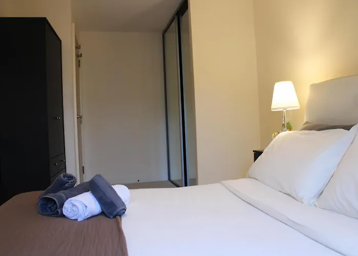 Walkable To Tower Bridge, Wifi, Station 5 Minutes ,Smart Tv