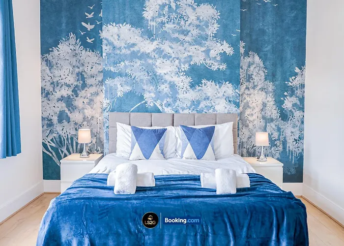 Stunning House By Ls2G Short Lets & Serviced Accommodation Greater London With Free Wifi